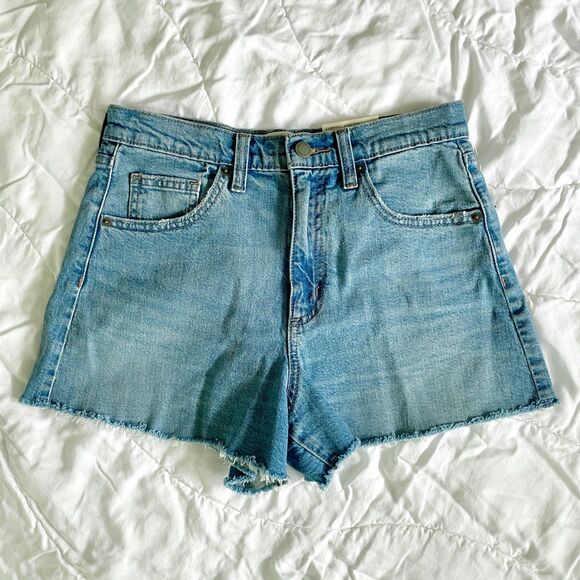 NWT Universal Thread Goods Co. 90s Cutoff Shorts - Size 6 - Picture 1 of 4